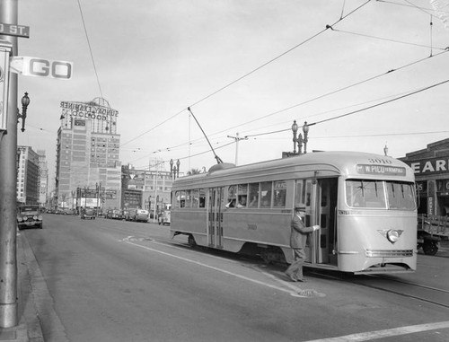 Street view, Broadway