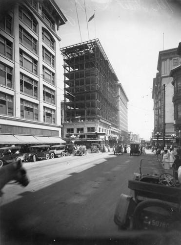 Looking east on 7th St