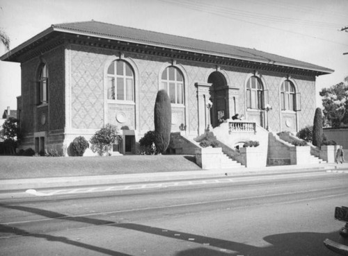 Los Angeles Public Library, Cahuenga Branch