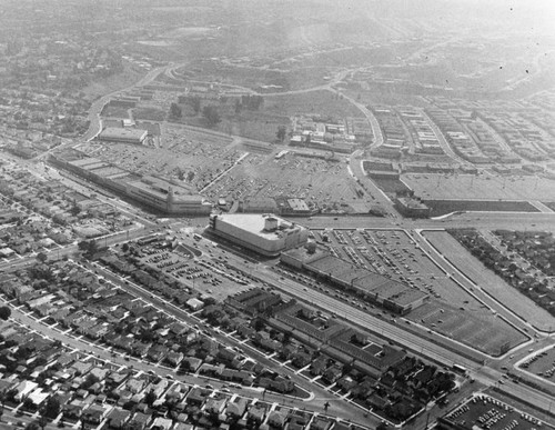 Baldwin Hills Crenshaw Plaza, aerial view