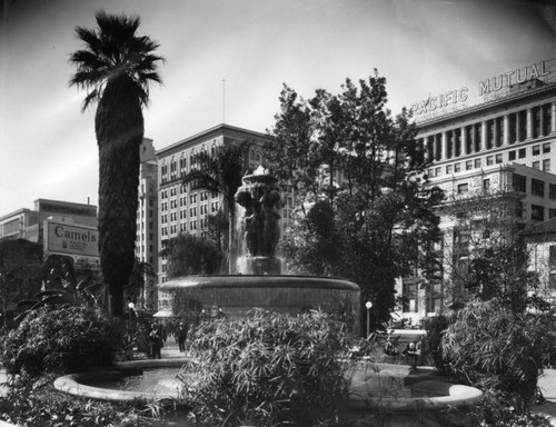Pershing Square fountain