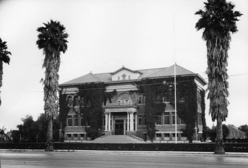 Marengo Ave. School in Alhambra