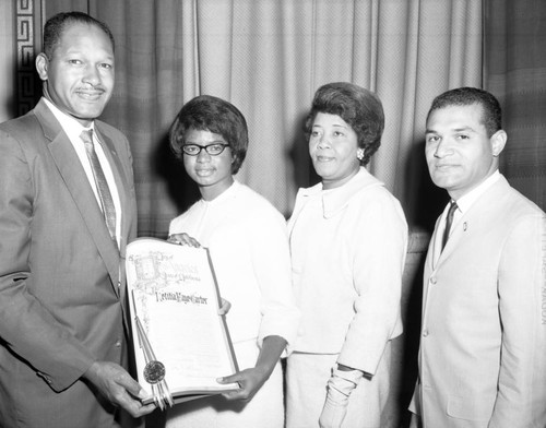 Dorsey High School senior receives resolution from City Hall