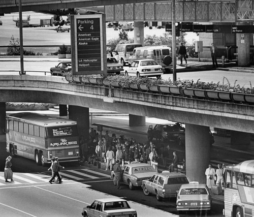 LAX expanded to handle increased passenger volume