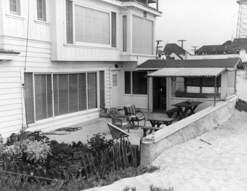 Back yard in east end of Venice