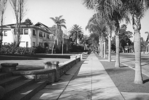 Hobart Boulevard residences