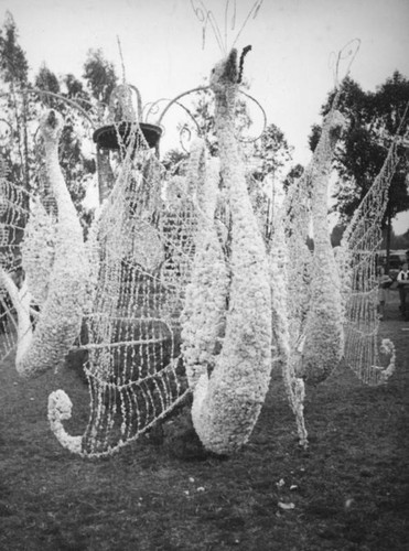 Grand prize, Standard Oil float, 1938 Rose Parade