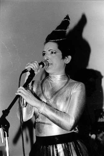 Jane Wiedlin at Track 16 Gallery