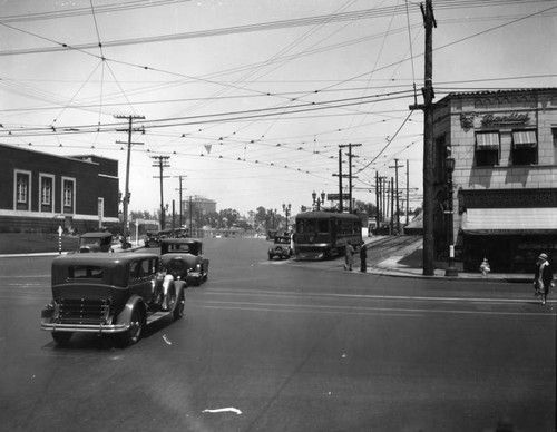 Intersection of 1st St. and Vermont Ave