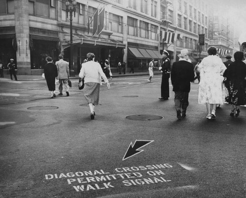 Diagonal crossing permitted, Los Angeles