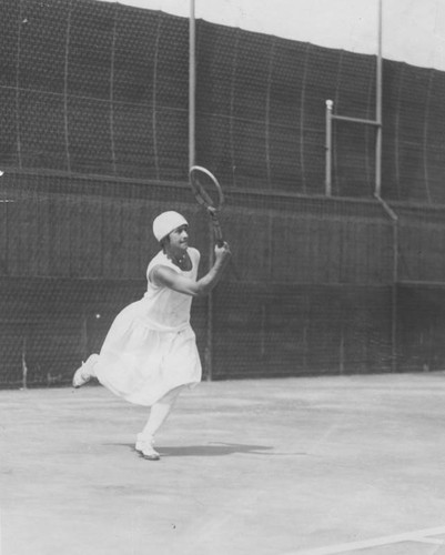 Tennis champion, May Sutton