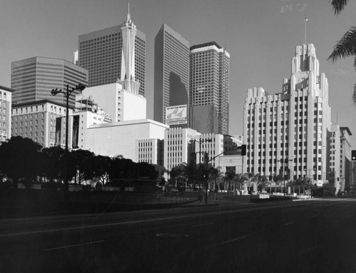 Pershing Square from corner of 6th and Hill