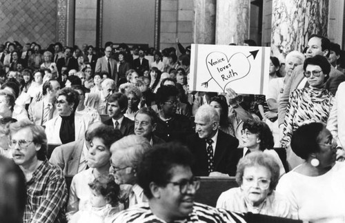 Los Angeles residents support the new council member sworn in for the 11th District