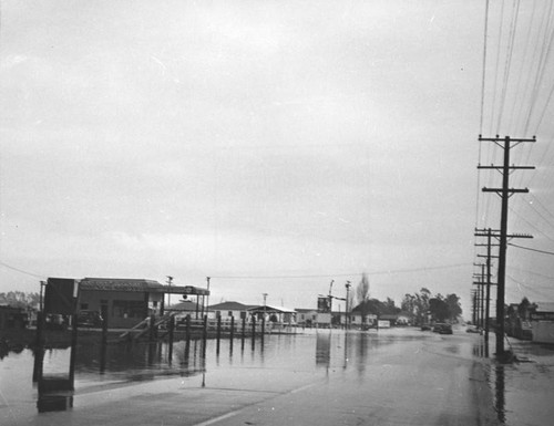 Flooding at Carson and Norwalk