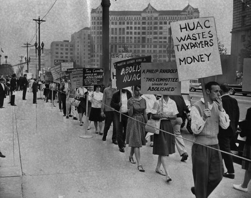 Angelenos protest HUAC hearings at Federal Building