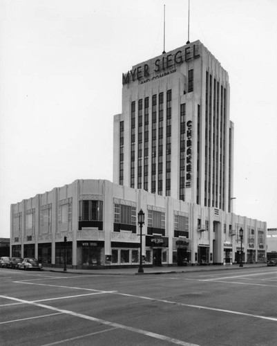 Dominguez-Wilshire Building