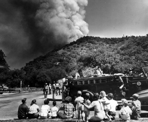 Front row', spectators watch fire