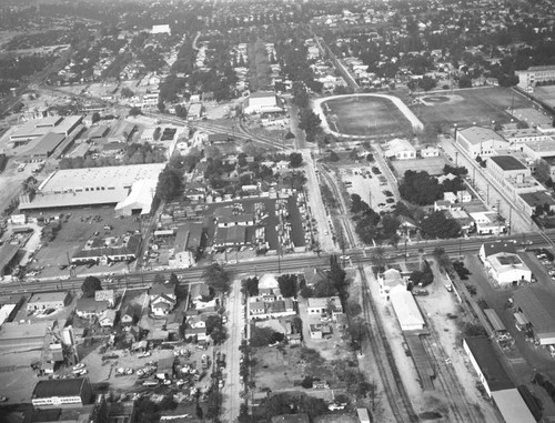 E.K. Wood Lumber Co., Philadelphia Street and Gregory Avenue, looking north