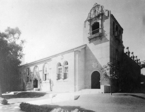 Hollywood Branch Library, exterior view