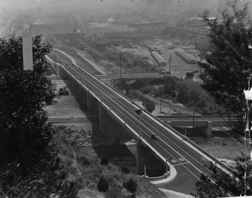 North Figueroa Street bridge viewed from hilltop