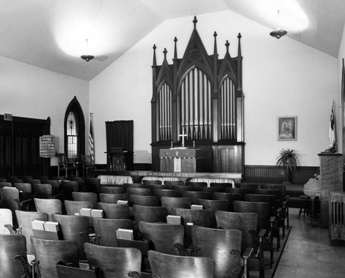 Piru Methodist Church interior