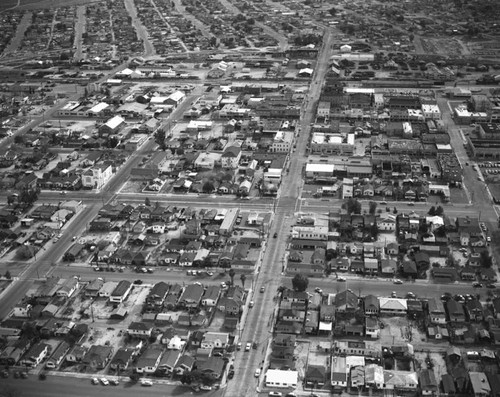 San Emidio Street from 5th Street, Taft, looking south