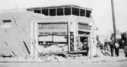 Damaged building, Watts