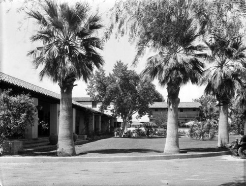 Desert Inn, Palm Springs, view 8