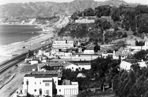 Entrance to Santa Monica Canyon