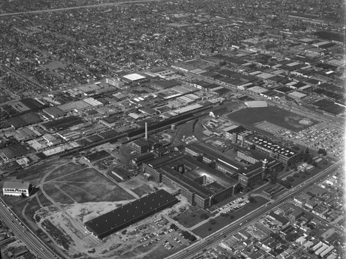 Central Avenue and Florence Avenue, looking northwest