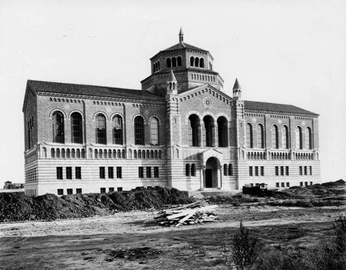 Powell Library under construction at U.C.L.A