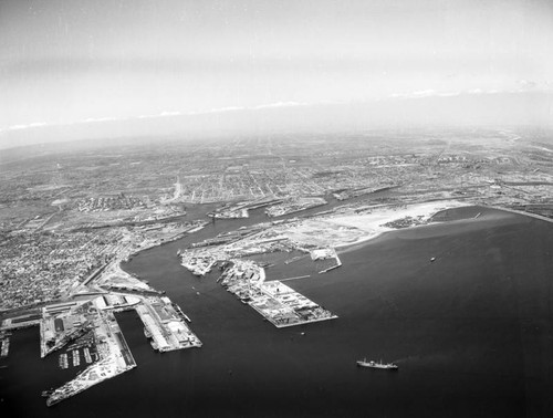 Los Angeles Harbor and Terminal Island, looking north