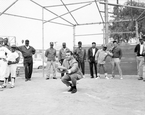 Billy Mills with Little League team