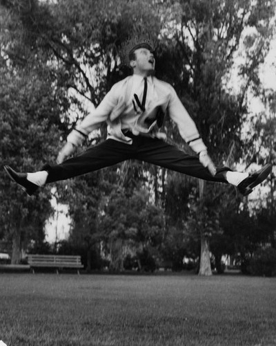 Jerry Allenbaugh, San Fernando Valley High School yell king