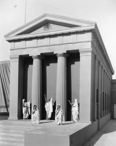 Norman Gould Dancers, Greek Theatre