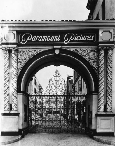 Paramount Studios entrance gate