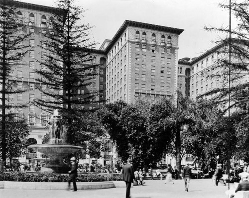Pershing Square fountain and Biltmore Hotel