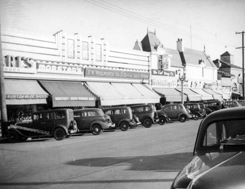 Crenshaw shops, Hyde Park