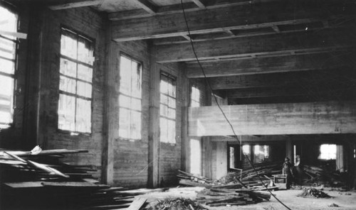 LAPL Central Library construction, interior, view 1