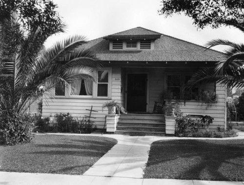 Glendale houses, view 3