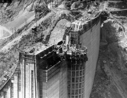 Pine Canyon Reservoir construction