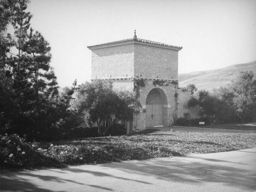 Harden House entrance