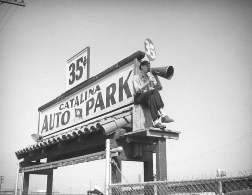 L. A. Harbor, Catalina auto park