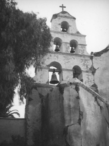 San Diego Mission campanario