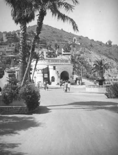 Mountains and Paseo El Encanto in Avalon