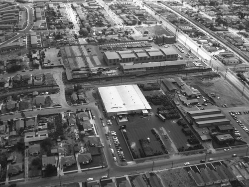 Hooper Avenue, Central Avenue and 109th Street, looking south