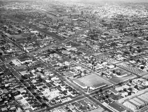 Dick Herrick Buick, South Gate, looking northwest