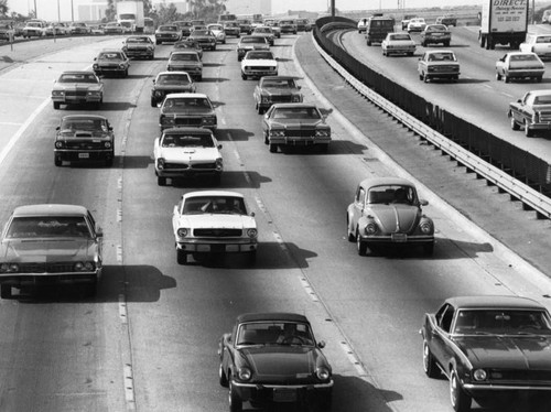 Heavy traffic on the Harbor Freeway