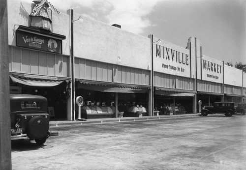 Mixville Market exterior