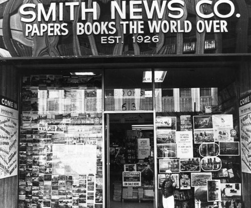 Smith News Company